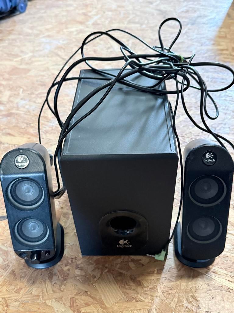 Logitech speaker voor pc., Computers en Software, Pc speakers, Ophalen, Refurbished