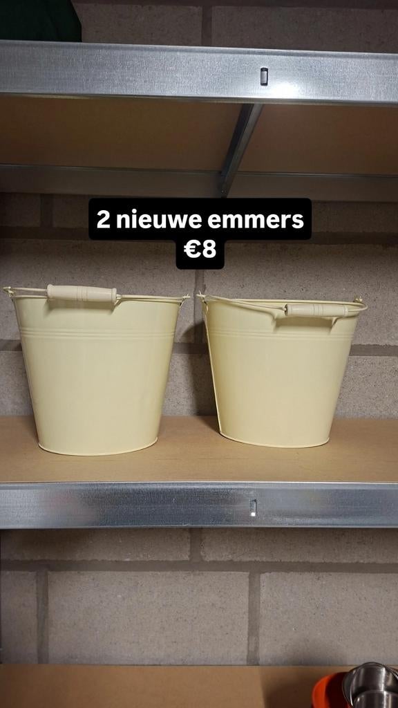 2 nieuwe emmers, Maison & Meubles, Seaux, Enlèvement