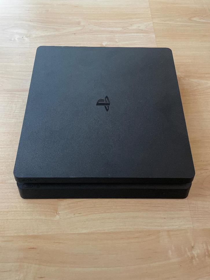 Playstation 4 slim, Games en Spelcomputers, Spelcomputers | Sony PlayStation 4, Zo goed als nieuw, Slim, 500 GB, Zonder controller