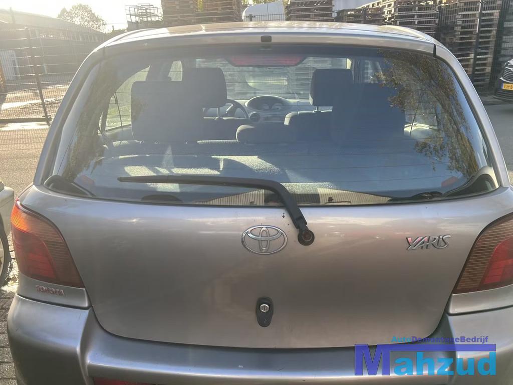 TOYOTA YARIS P1 Grijs achterklep 1999-2004, Info@toyota.co.jp, Gebruikt, Deur, Toyota Motor Corporation