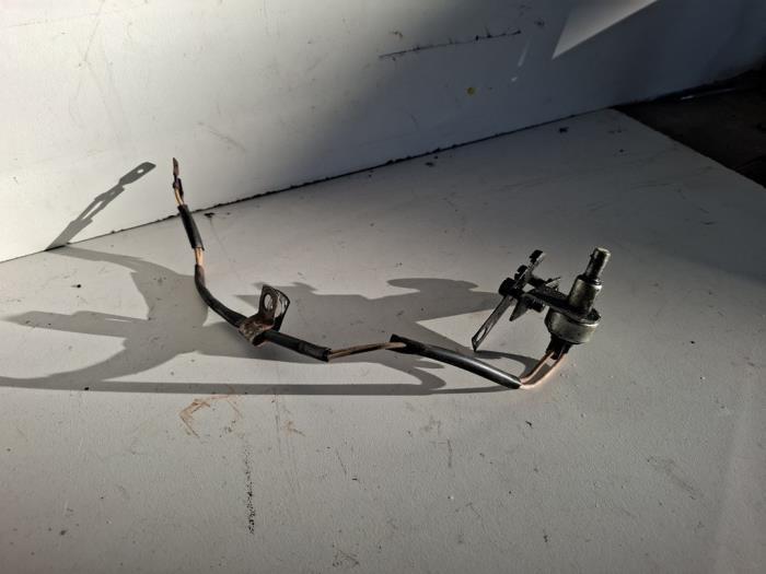 Commutateur feux de recul d'un Alfa Romeo Giulia, Autos : Pièces & Accessoires, Éclairage, Alfa Romeo, Utilisé, 3 mois de garantie