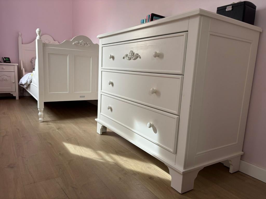 Meisjes slaapkamer, Ophalen