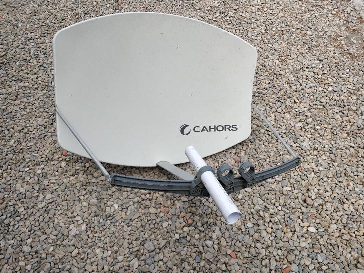 schotelantenne Cahors Visiosat BIG Bisat kleur Wit, TV, Hi-fi & Vidéo, Antennes paroboliques, Neuf, Antenne (parabolique), Enlèvement