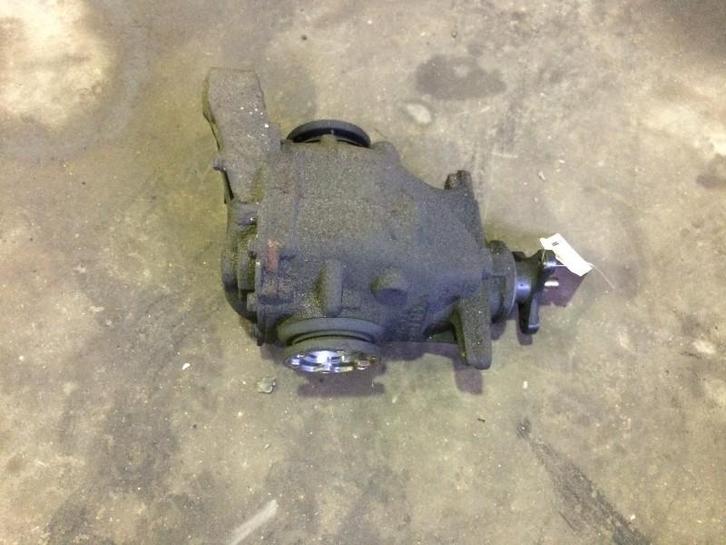 DIFFERENTIEEL ACHTER BMW 1 serie (E81) (01-2006/09-2012), Auto-onderdelen, Remmen en Aandrijving, BMW, Gebruikt