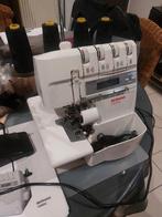 Bernina surjeteuse  1300 dc, Enlèvement, Comme neuf, Surjeteuse, Bernina