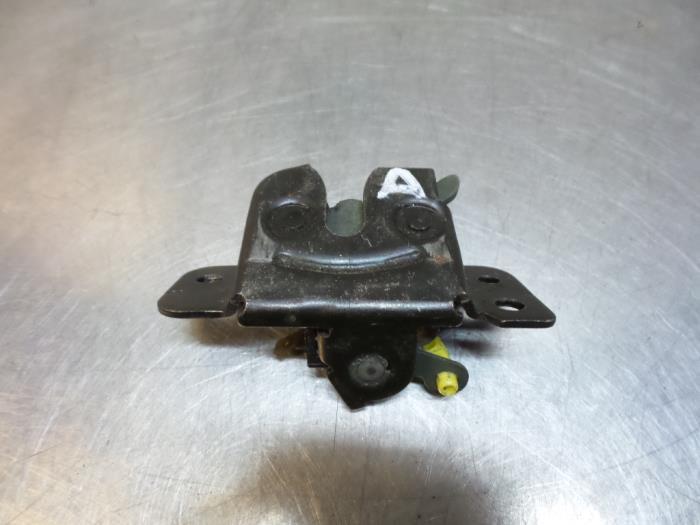 Slotmechaniek Achterklep van een Hyundai Atos (Atos Multie 9, Auto-onderdelen, Carrosserie, Hyundai, Gebruikt, Ophalen of Verzenden