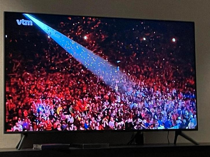 Samsung Tv toestel . zeer weinig gespeeld., Audio, Tv en Foto, Televisies, Zo goed als nieuw, LED, 100 cm of meer, 4k (UHD), Samsung