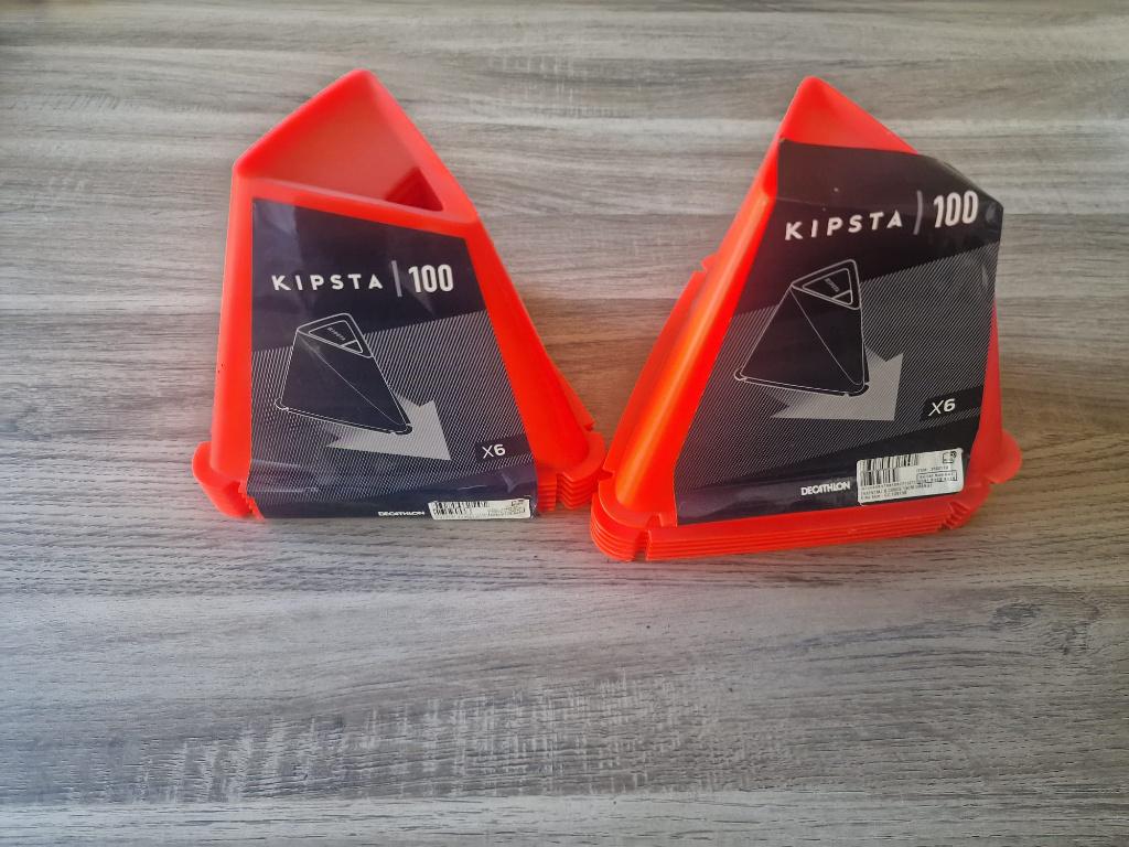 12 Petits Cônes Kipsta, Sports & Fitness, Football, Enlèvement, Comme neuf, Accessoires de club