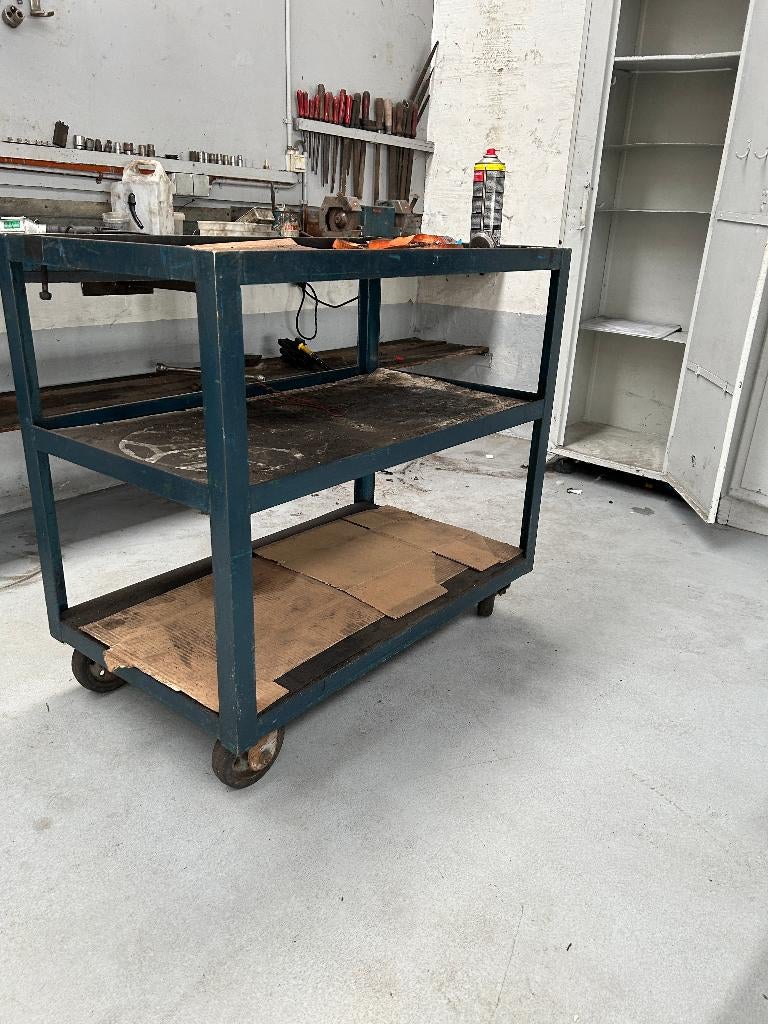 ONDERDELEN KAR MET ZWENKWIELEN, Ophalen, Gebruikt