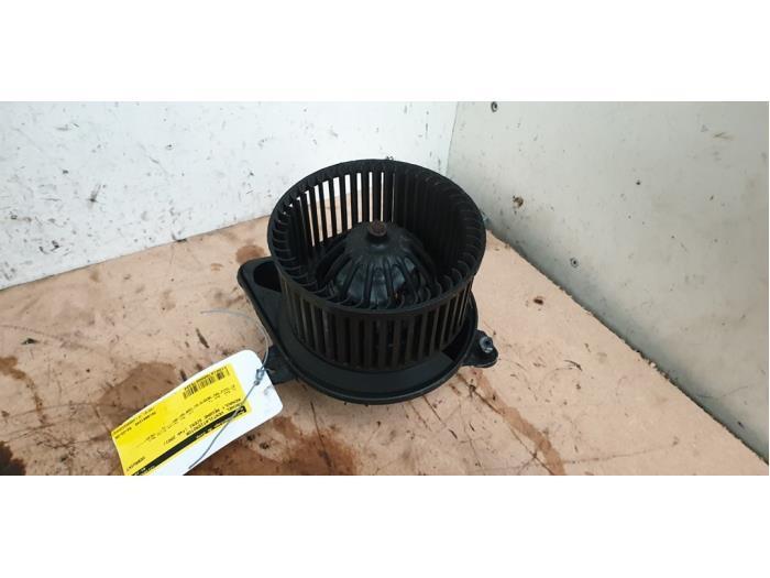 Moteur de ventilation chauffage d'un Renault Megane Scenic, Autos : Pièces & Accessoires, Autres pièces automobiles, Renault, Utilisé