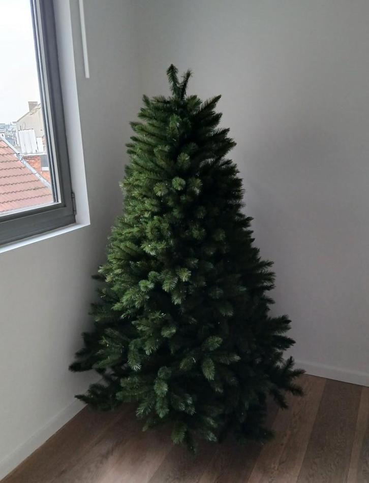 Kunstkerstboom met ingebouwde LED‑lampjes, Diversen, Kerst, Ophalen