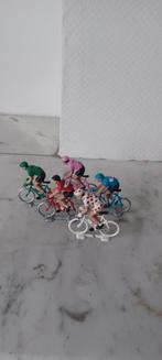 Miniatuur renners met retro truitjes, Ophalen of Verzenden