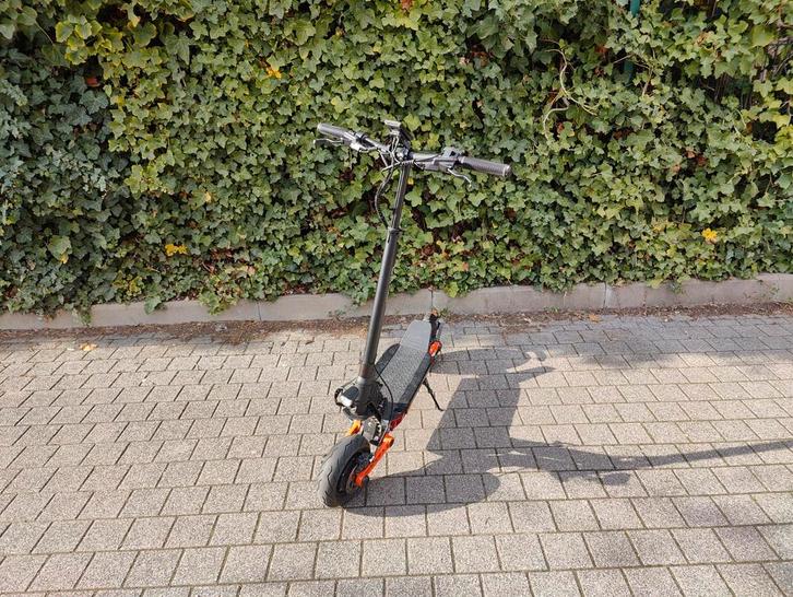 Joyor S10-SZ elektrische scooter, Fietsen en Brommers, Steps, Elektrische step (E-scooter)