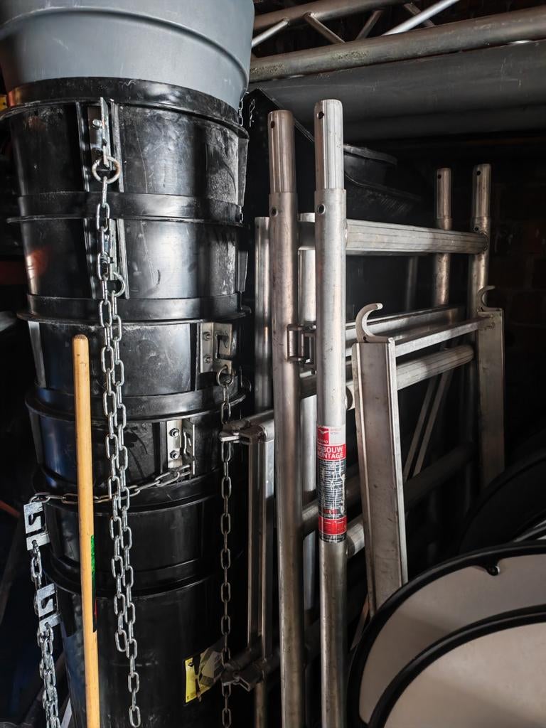 Verschillende materialen tekoop, Doe-het-zelf en Bouw, Steigers, Ophalen