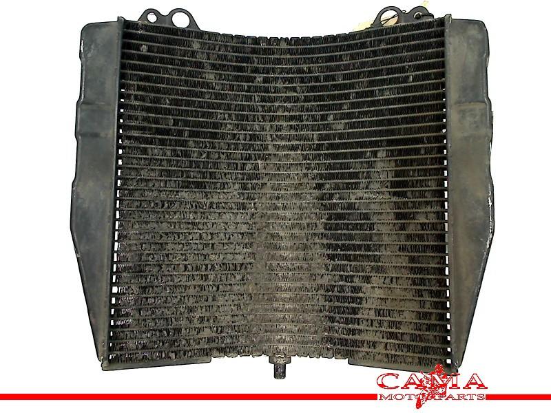 RADIATEUR EAU Suzuki GSX R 750 1992-1995 (GSXR 750 GR7B), Motos, Dhr. S. di Majo, Utilisé, Info@cama-motorparts.nl, P.J. Troelstraweg 8 8
3144 CX  MAASSLUIS, NL
