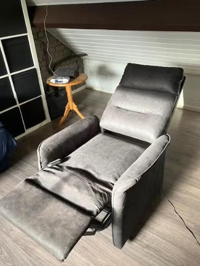 Fauteuil relax électrique GBO, fauteuil relax gris Mandelieu, Maison & Meubles, 75 à 100 cm, Comme neuf, Enlèvement, 75 à 100 cm