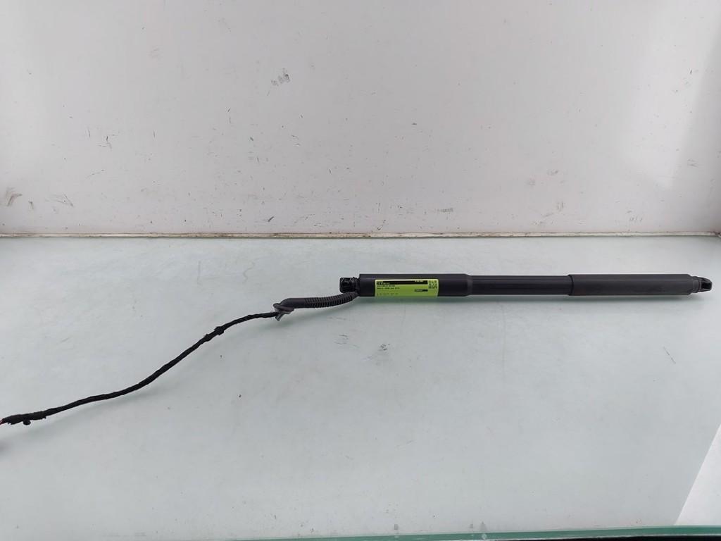 ACHTERKLEP MOTOR BMW 3 serie Touring (F31) (01-2012/06-2019), Gebruikt, Achterklep, BMW, Petuelring 130
80809  München, DE