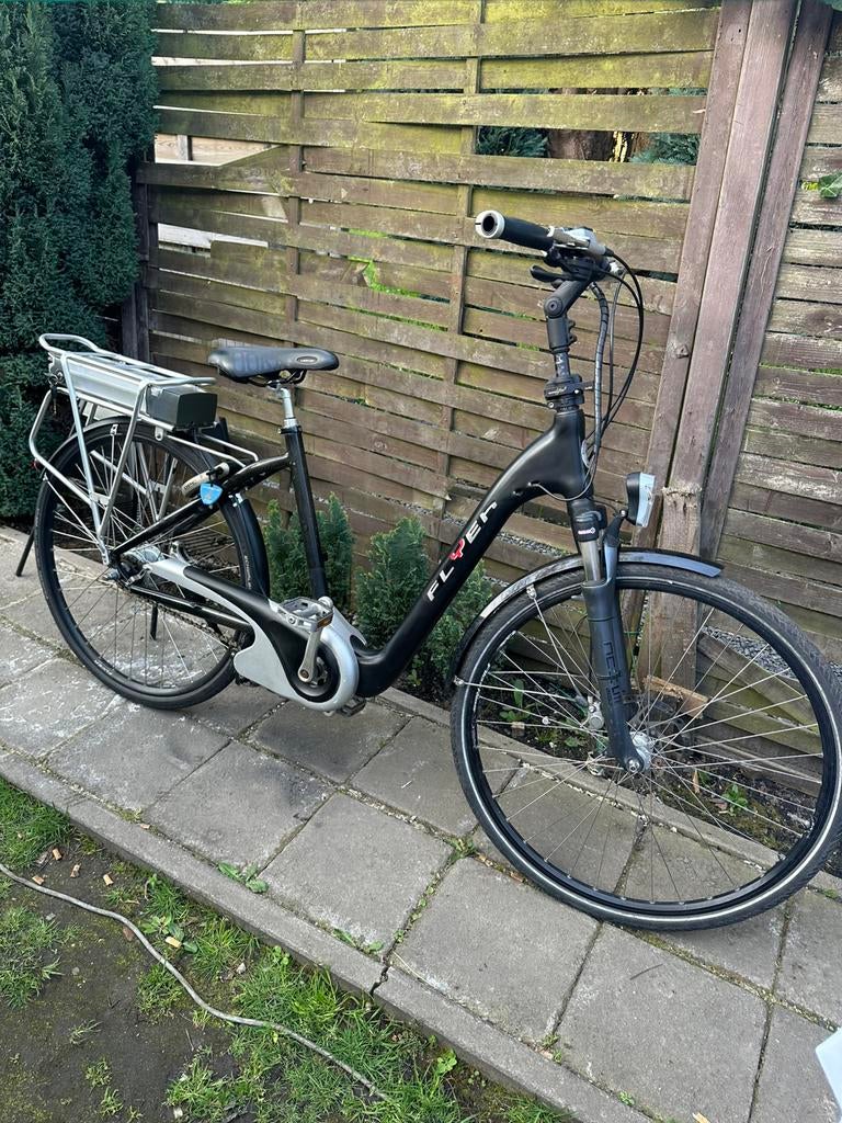 Flyer Elektrische fiets 28 inch 1000km, Fietsen en Brommers, Ophalen, Zo goed als nieuw