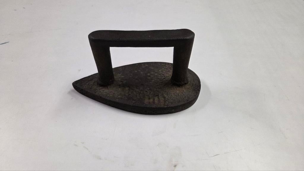 Ijzeren strijkijzer, Antiek en Kunst, Ophalen