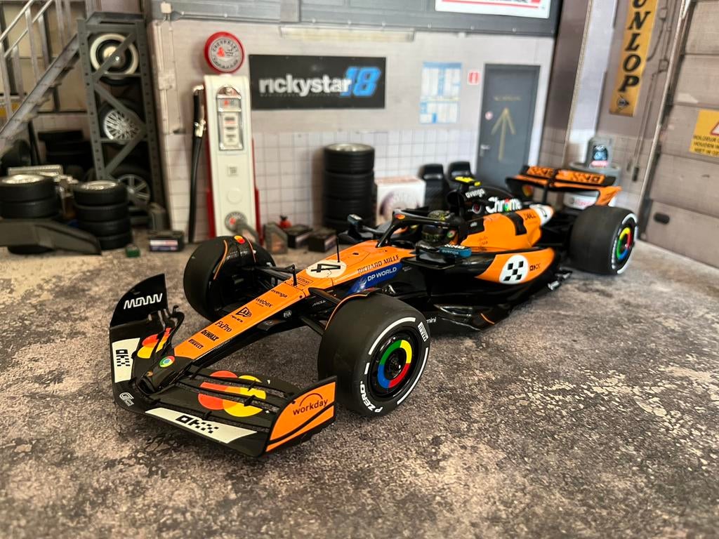 1:18 F1 McLaren Norris Monaco 2025 - nieuw in de doos, Hobby en Vrije tijd, Modelauto's | 1:18, Ophalen of Verzenden, Zo goed als nieuw