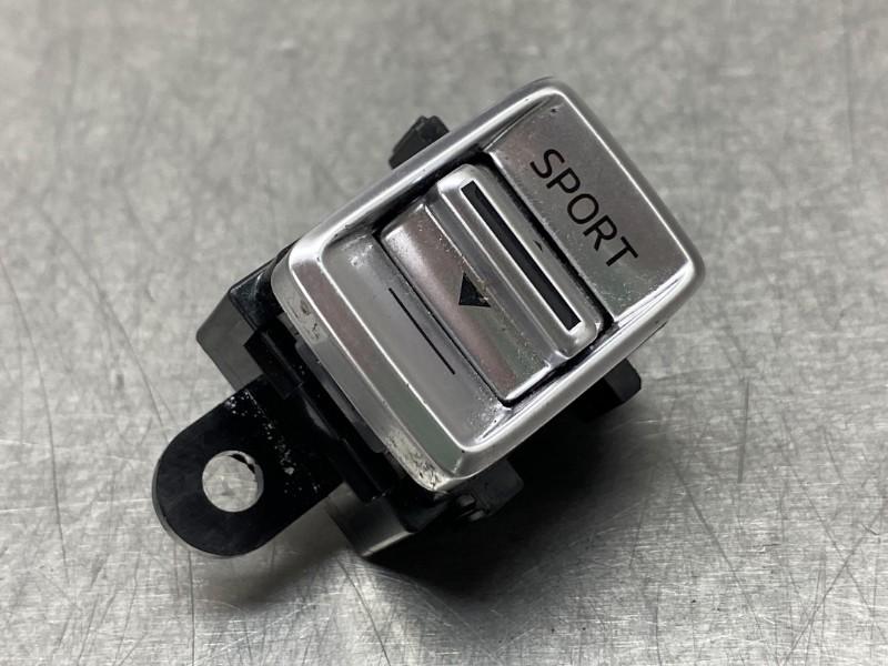 SCHAKELAARS DIVERSEN Mazda CX-5 (KE,GH) (|GMJ666YK0|), Gebruikt, Mazda