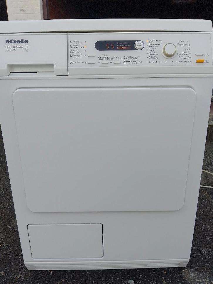 Droogkast Miele T8423C, Electroménager, Sèche-linge, Utilisé, À condensation, Chargeur frontal, 4 à 6 kg, Moins de 85 cm, Phase anti-froissage