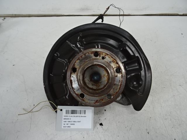 MOYEU DE ROUE ARRIÈRE DROIT CLA Shooting Brake (117.9), Mercedes-Benz, Mevr. I. Hauben, Utilisé, Rue de l'Espoir 34 34
4030  GRIVEGNÉE, BE