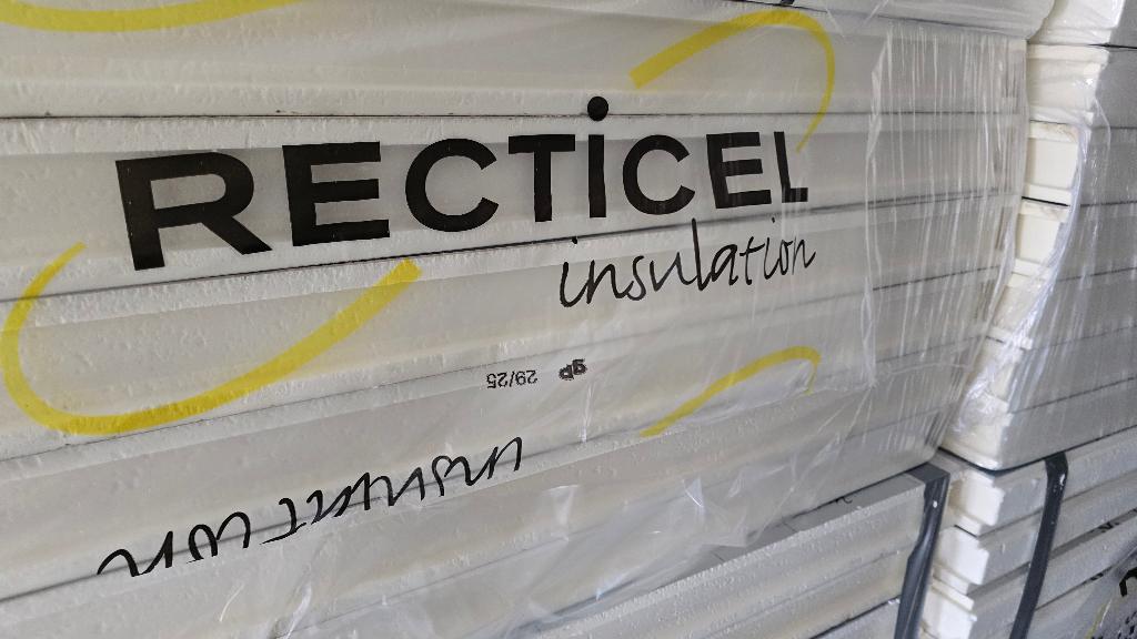 Isolatie Eurowall 82   600x1200   Tand/groef   Rd 3,70, Doe-het-zelf en Bouw, Isolatie en Afdichting, Ophalen, Dakisolatie, Zo goed als nieuw