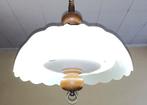 Luster/luchter in matglas en hout, Huis en Inrichting, Ophalen, Gebruikt, Klassiek, Minder dan 50 cm