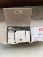 beveiliging sloten €20, Ophalen