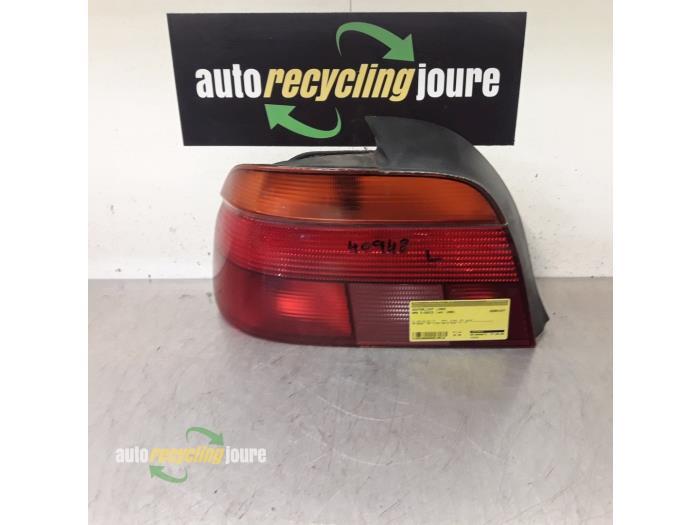 Feu arrière gauche d'un BMW 5-Serie, Autos : Pièces & Accessoires, Éclairage, BMW, Utilisé, 3 mois de garantie