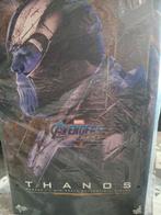 Hot toys thanos endgame, Ophalen of Verzenden, Zo goed als nieuw, Actiefiguur of Pop