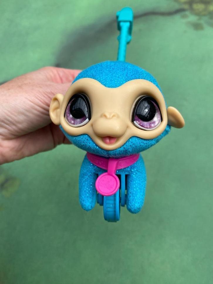 FurReal Walkalots Aapje blauw (klein diertje), Kinderen en Baby's, Speelgoed | Knuffels en Pluche, Zo goed als nieuw, Overige typen