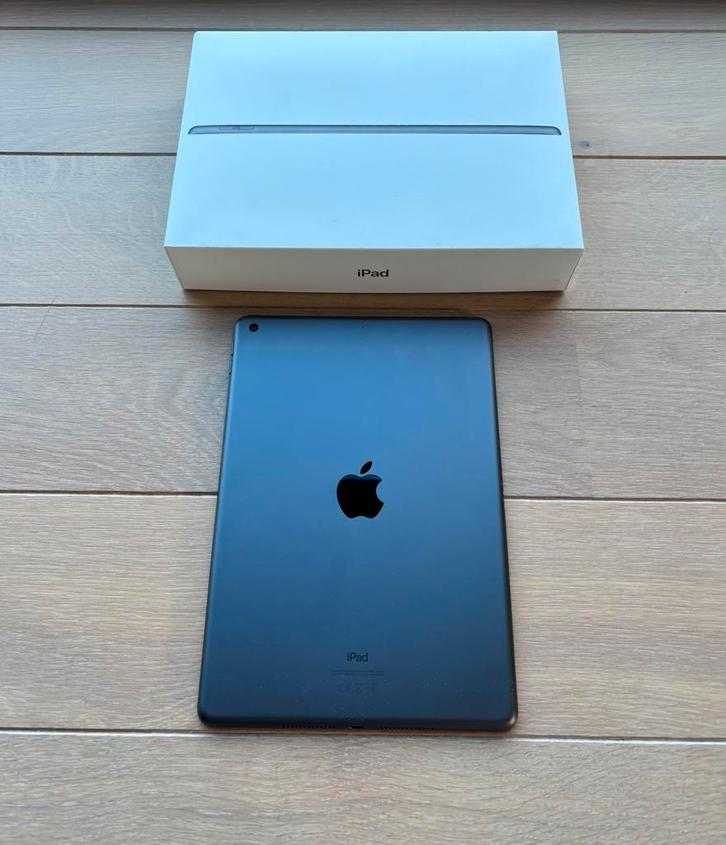 Ipad 8 (in topstaat), Computers en Software, Apple iPads, Zo goed als nieuw, Apple iPad, Ophalen of Verzenden