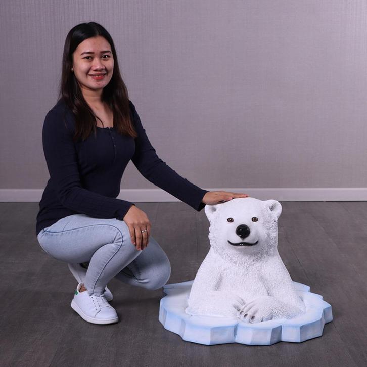 Peeking Polar Bear Cub – IJsbeer 63 x 63 x 41 cm, Verzamelen, Dierenverzamelingen, Nieuw, Ophalen