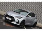 Toyota Yaris Dynamic + NAVI + TINT, Auto's, Toyota, Te koop, Zilver of Grijs, Parkeercamera, Stadsauto