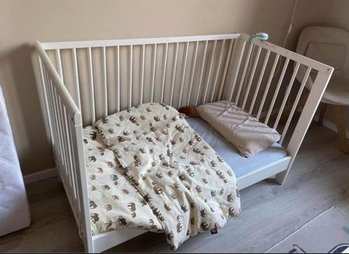 Meegroeiend babybedje - inclusief matras, Kinderen en Baby's, Kinderkamer | Bedden, Gebruikt, Minder dan 140 cm, Minder dan 70 cm