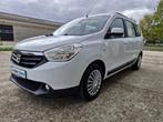 Dacia Lodgy 1.6 Benzine 2012, Auto's, Voorwielaandrijving, Euro 5, Zwart, 1165 kg