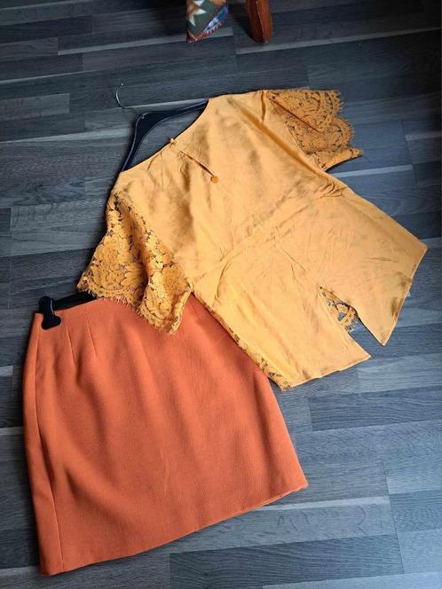 Rok Maison 123, blouse Twinset, of Lulu H Mt S, combinatie, Vêtements | Femmes, Jupes, Comme neuf, Taille 36 (S), Orange, Au-dessus du genou