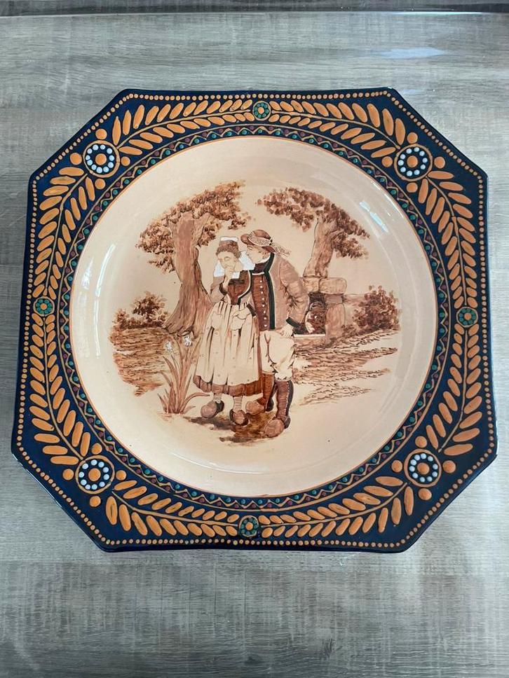 wandbord in faience  uit Quimper (FR), Antiek en Kunst, Antiek | Wandborden en Tegels, Ophalen of Verzenden