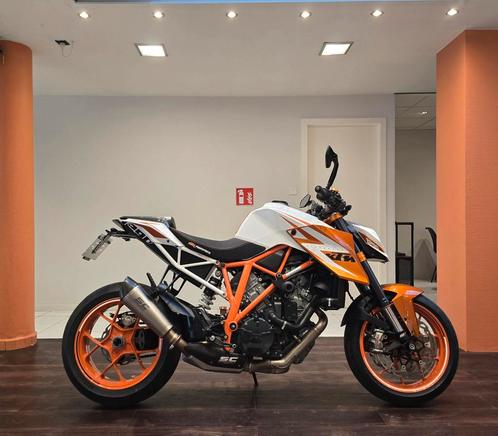 KTM Superduke 1290 SE**2016**16.853km**Garantie, Motoren, Motoren | KTM, Bedrijf, Naked bike, meer dan 35 kW, 2 cilinders, Ophalen