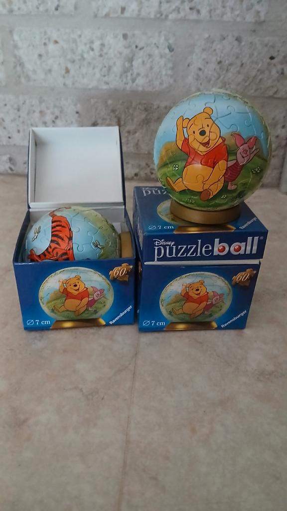 2x puzzelbal Winnie the pooh 60 stukjes, Kinderen en Baby's, Speelgoed | Kinderpuzzels, Zo goed als nieuw, Ophalen of Verzenden