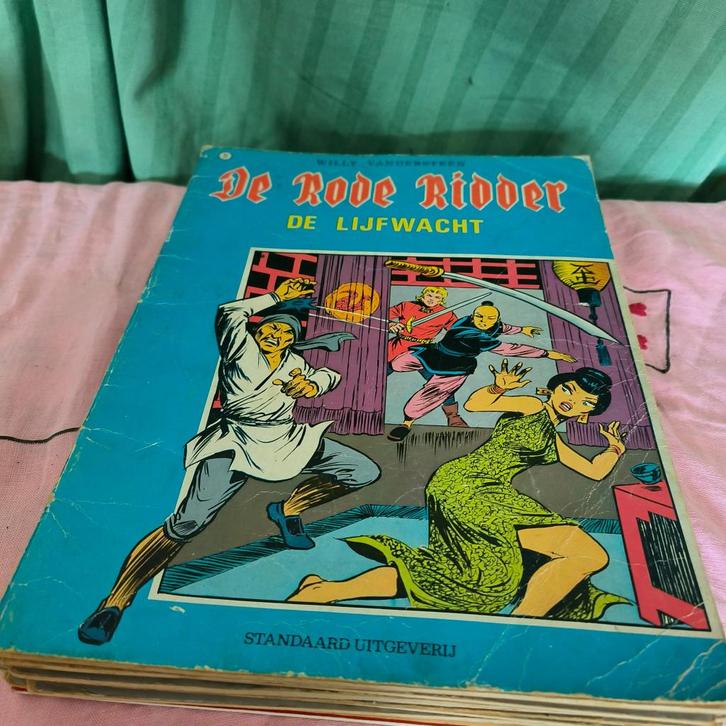 Doos met 42 verschillende oude strips, Boeken, Stripverhalen, Gelezen, Meerdere stripboeken, Ophalen