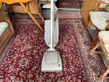 Aspirateur Hoover Vintage de 1970