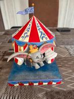 Traditions Disney Dumbo Over the big top, Ophalen of Verzenden, Bambi of Dumbo, Nieuw, Beeldje of Figuurtje