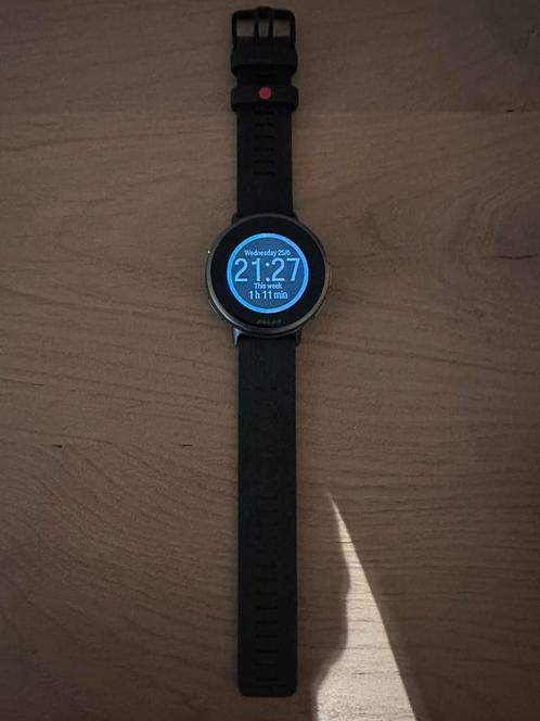 Polar Vantage V2 sporthorloge - prima staat, Handtassen en Accessoires, Sporthorloges, Zo goed als nieuw, iOS, Zwart, Afstand