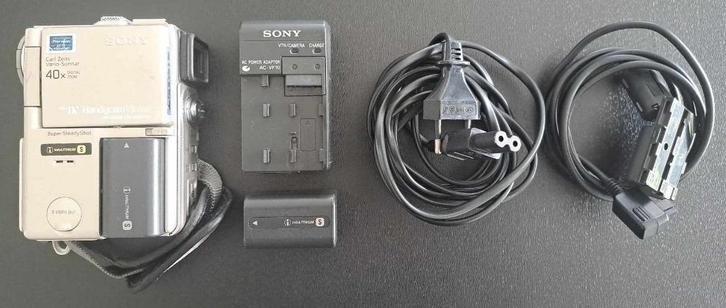 SONY DV Camera met cassette, Audio, Tv en Foto, Videocamera's Digitaal, Gebruikt, Camera, Mini DV, Sony, Ophalen of Verzenden