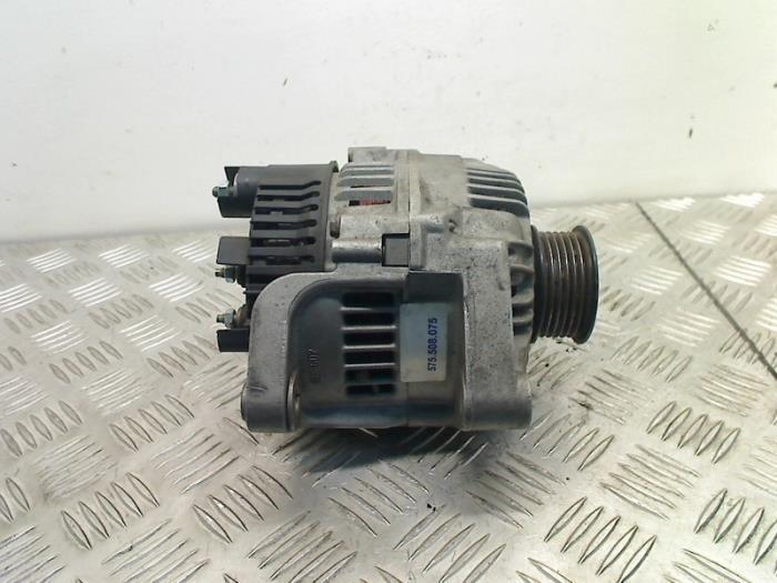 Dynamo van een Renault Laguna, Auto-onderdelen, Motor en Toebehoren, Gebruikt, 3 maanden garantie, Ophalen of Verzenden