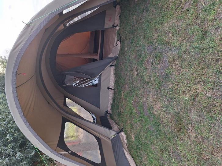 Familie tent Redwood Maclura 390, Caravans en Kamperen, Tenten, tot en met 4, Gebruikt, Ophalen