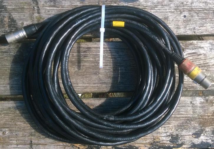 DMX-snoer ca 15 meter, 3-polig, Muziek en Instrumenten, Kabels en Stekkers, Gebruikt, Licht, Ophalen of Verzenden